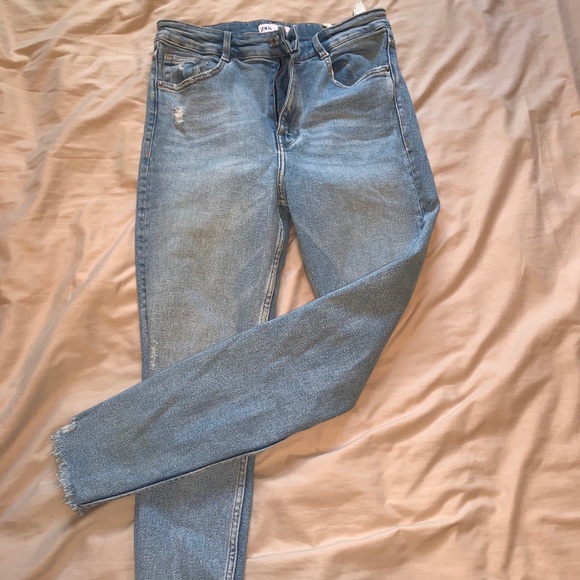 Zara jeans - Picture 2 of 4